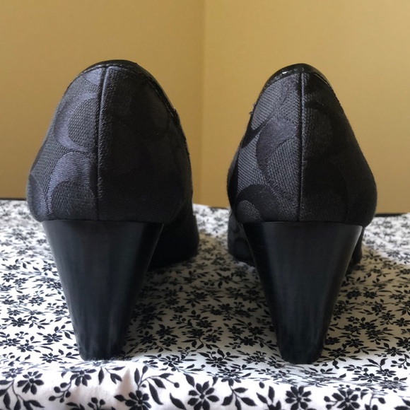 Classic Coach wedges! - Picture 7 of 8